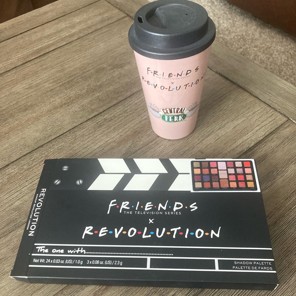 Revolution Friends 27 Eyeshadow Palette & Central Perk Coffee Cup